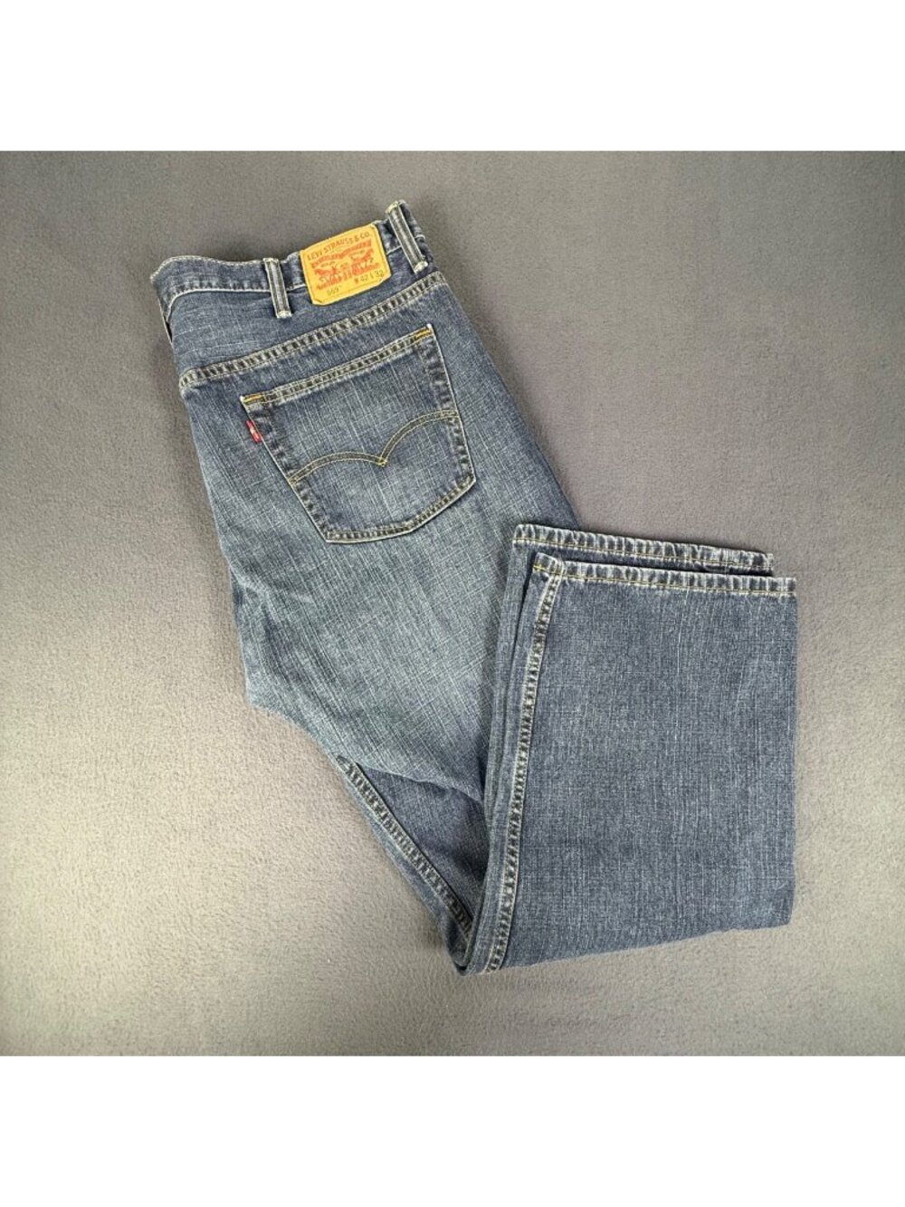 Levi's 569 Loose Straight Fit Jeans Mens size 42x32 Medium wash EUC